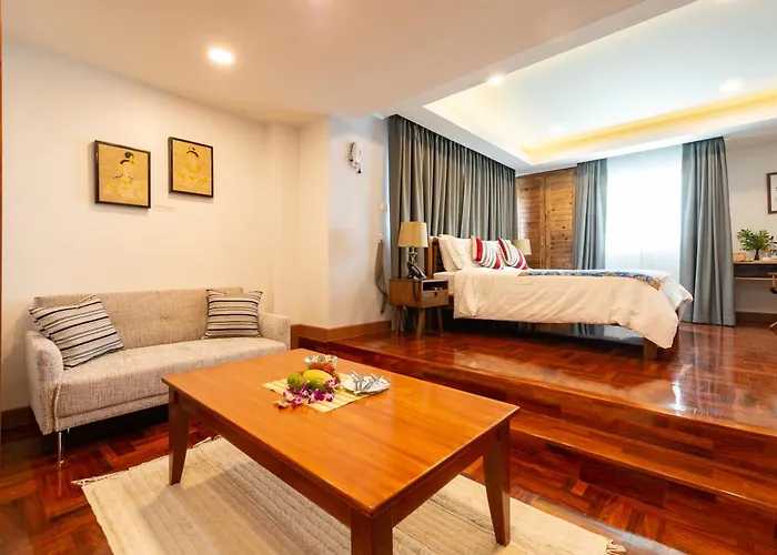 Maneeya Park Residence
